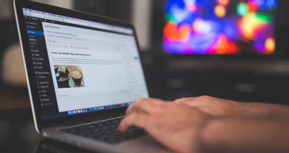 What makes successful blogs stand out